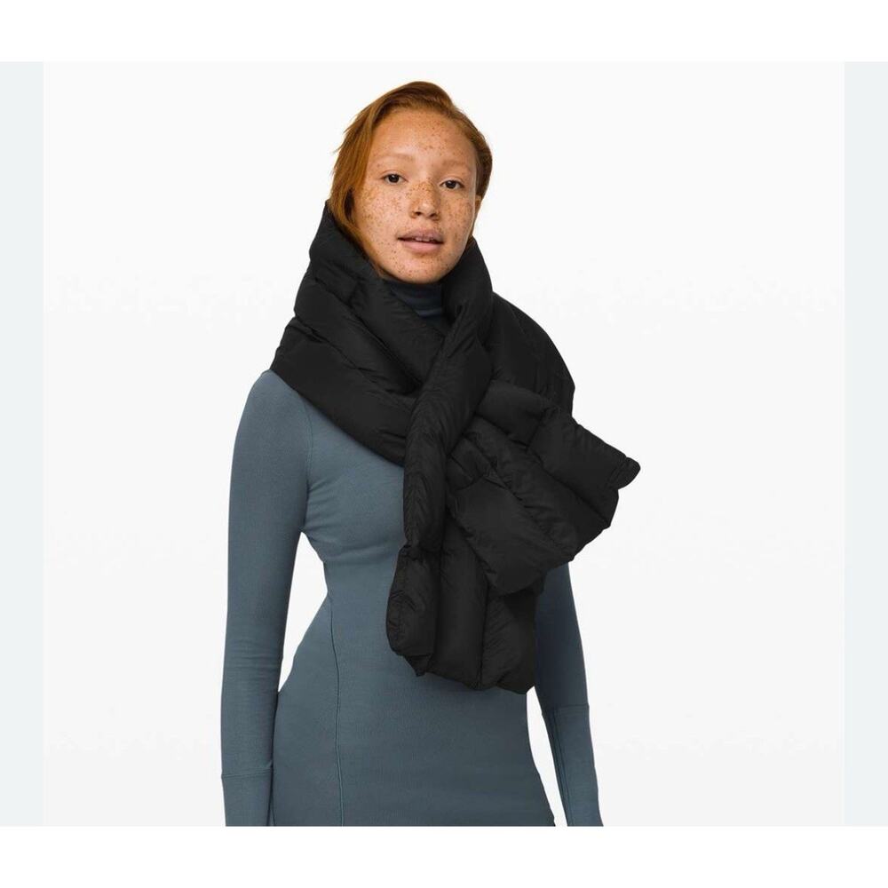 Lululemon 54x11 inches Black Snap Down Puffer Wonder Puff Scarf-U - Picture 13 of 13